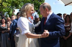 Cine dansează cu Putin, ajunge în consiliul de administrare al Rosneft. Exemplul unui ex-ministru european